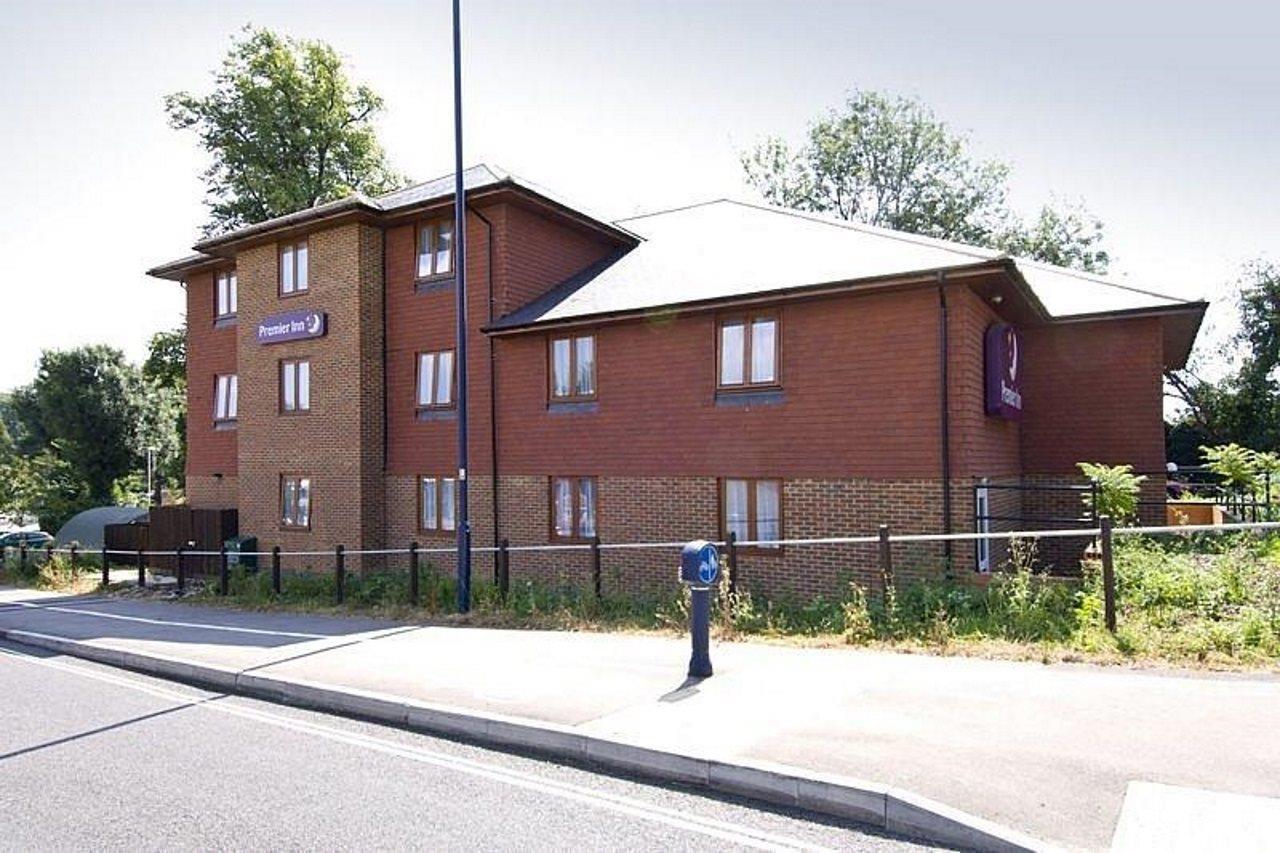 Premier Inn Portsmouth Horndean Esterno foto