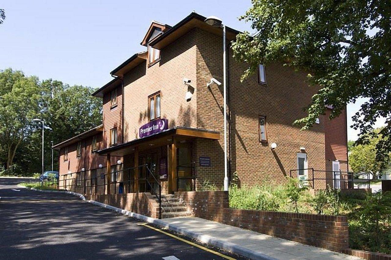 Premier Inn Portsmouth Horndean Esterno foto